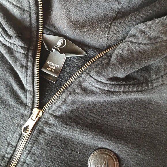 Volcom zip up - Picture 2 of 3